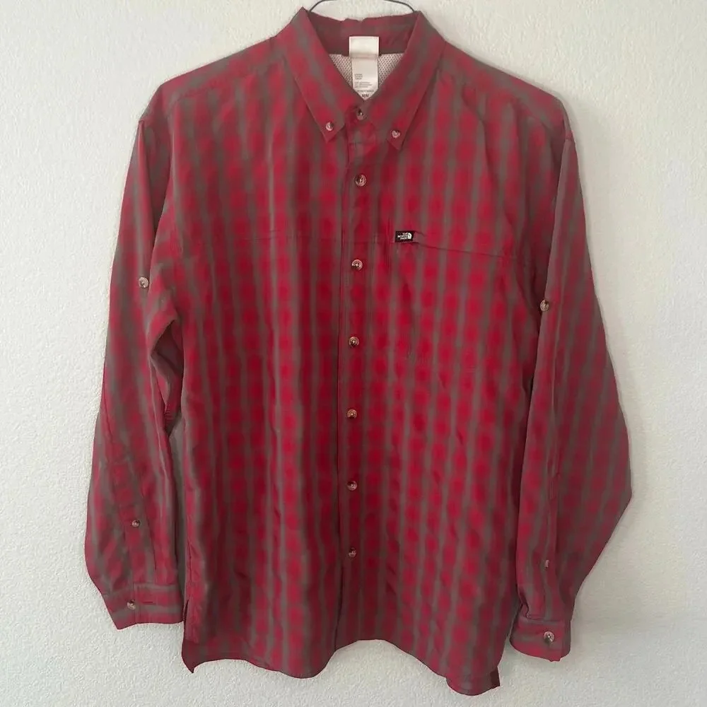 The North Face mens red plaid performance button down shirt size M